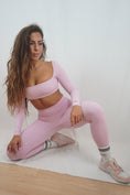 Cargar la imagen en la vista de la galería, Heaven on Earth - High-Waisted Leggings ✨

