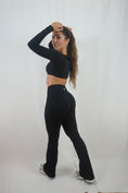 Cargar la imagen en la vista de la galería, Heaven on Earth - High-Waisted Leggings ✨
